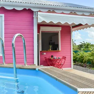  Hébergement de vacances Les Jardins De Chantilly -bungalows Avec Jardins Et Piscines Privées